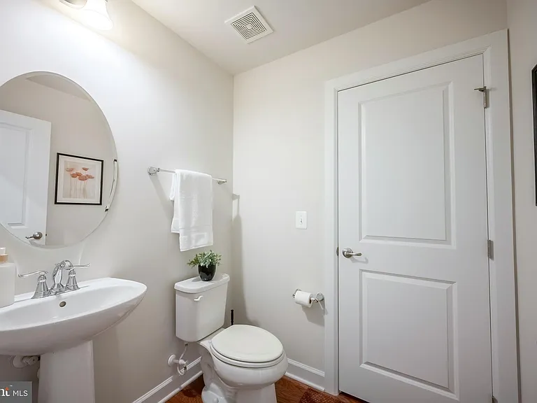 22308 Seabring Ter — Photo 7