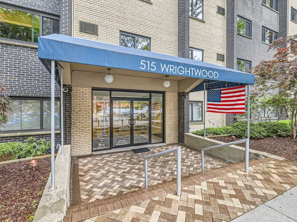 515 W Wrightwood Ave APT 302, Chicago, IL 60614