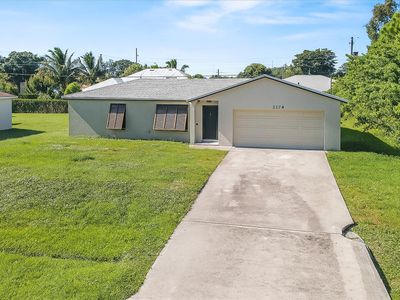 2174 SW Larchmont Lane, Port Saint Lucie, FL, 34984