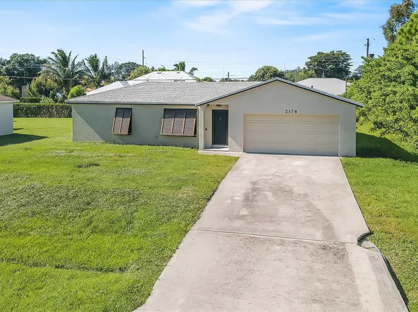 2174 SW Larchmont Lane, Port St Lucie, FL 34984