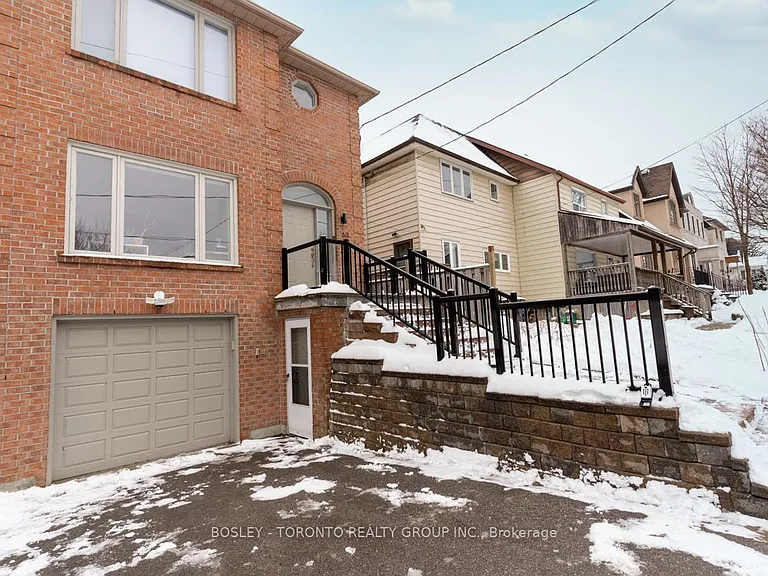 63 Burndale Ave #LOWER — Photo 26