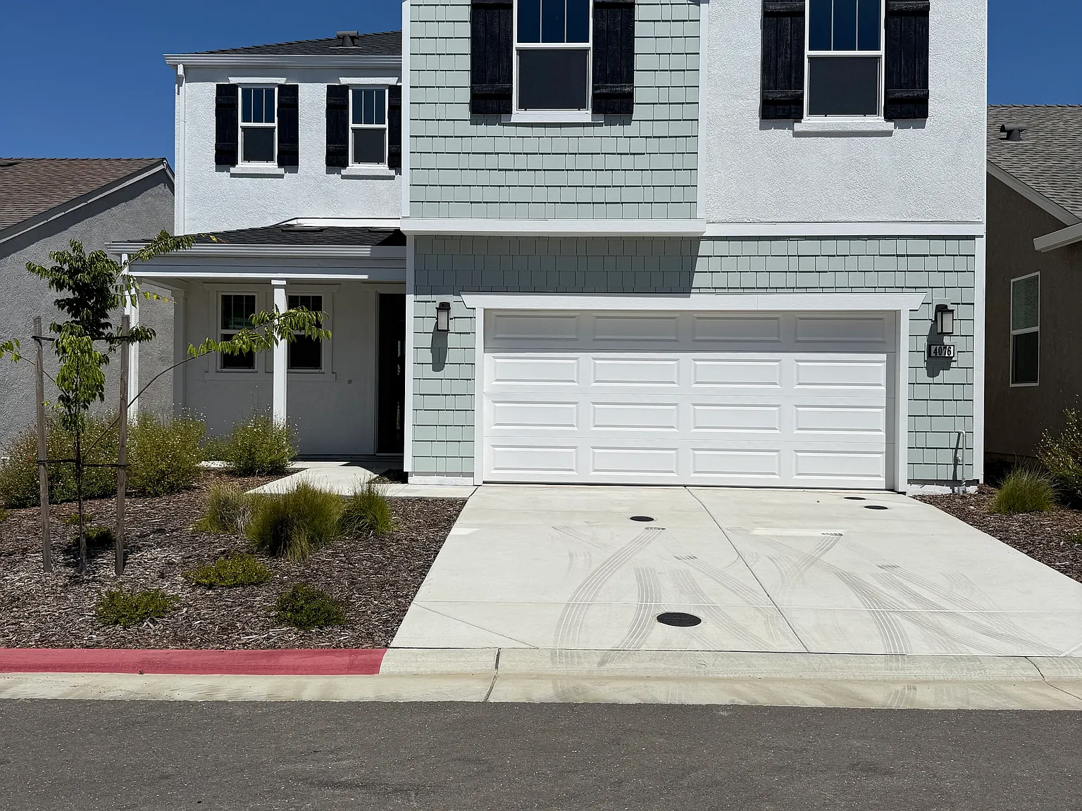 Porton Ln, Carmichael — Photo 1