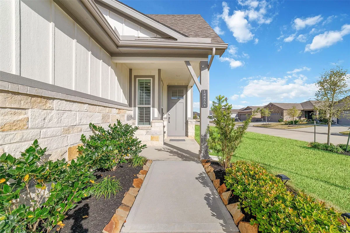 Building Photo - 14435 Garden Grove Ct