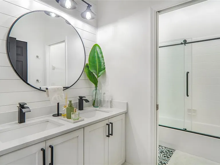 2884 Majestic Isle Dr — Photo 25
