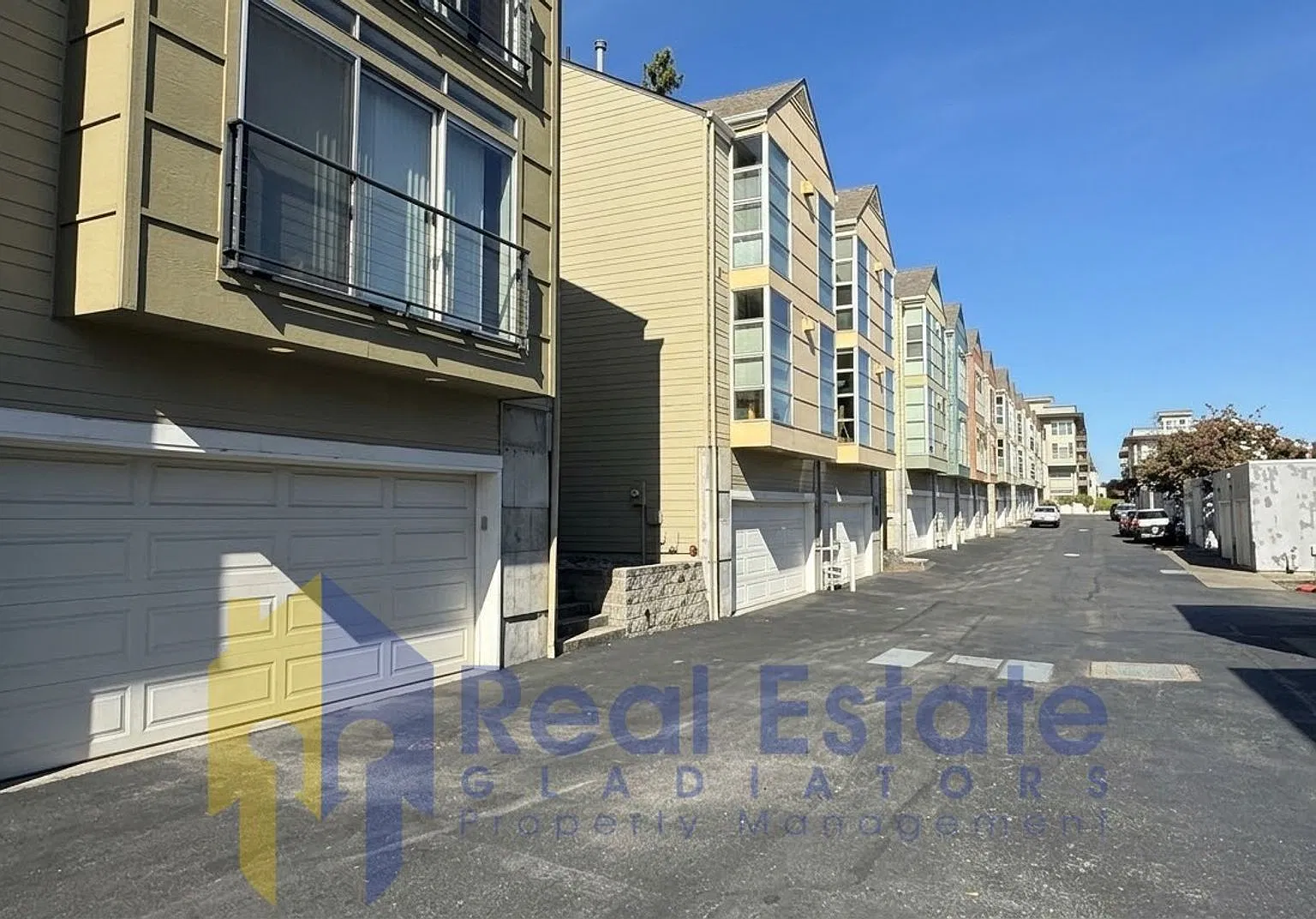 Picture-Perfect Townhome 2433 S I St, Tacoma, WA 98405 — Photo 4