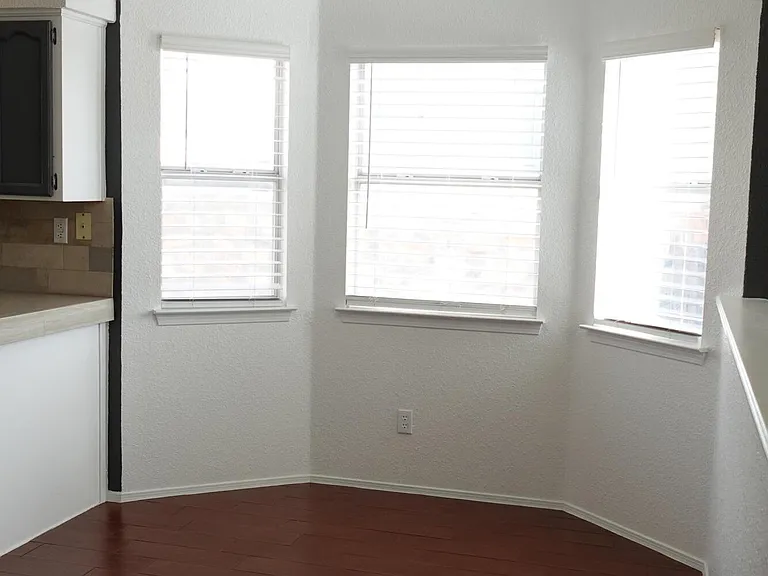 1452 Michelangelo Dr — Photo 5