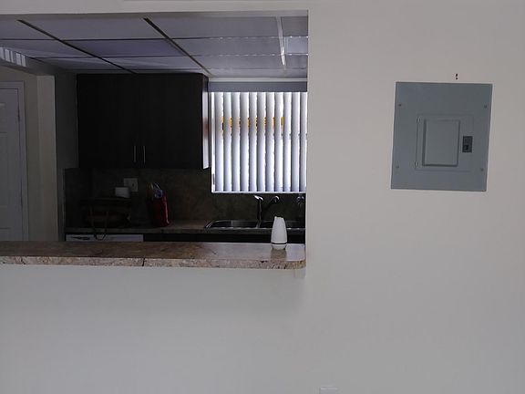 3rd image of 9363 Fontainebleau Blvd