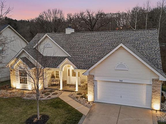 2nd image of 780 Emerald Oaks Ct