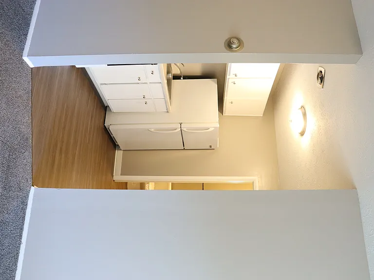 Kensington Club Apartments — Photo 15