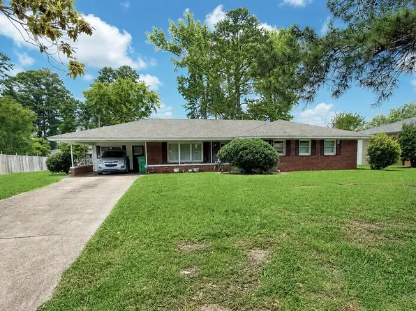 213 McCrary Dr, Columbus, MS 39702