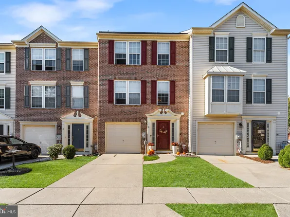 2 Golf View Ct, Pine Hill, NJ 08021