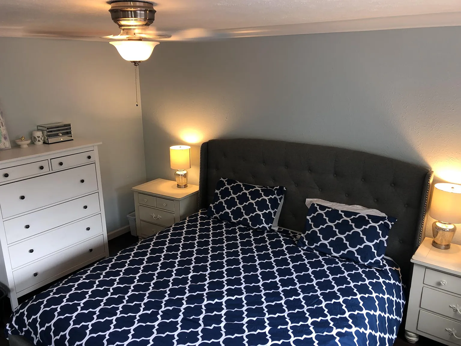 1 bed, 800 sqft, $1,700 — Photo 3