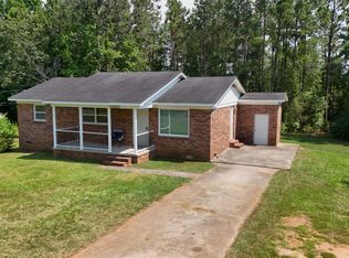 136 Sparkstown Dr, Enoree, SC 29335
