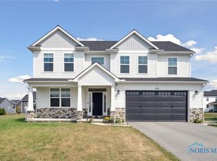 106 Brunswick Ct, Perrysburg, OH