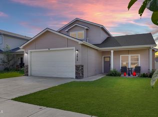 3415 34th St W, Williston, ND 58801