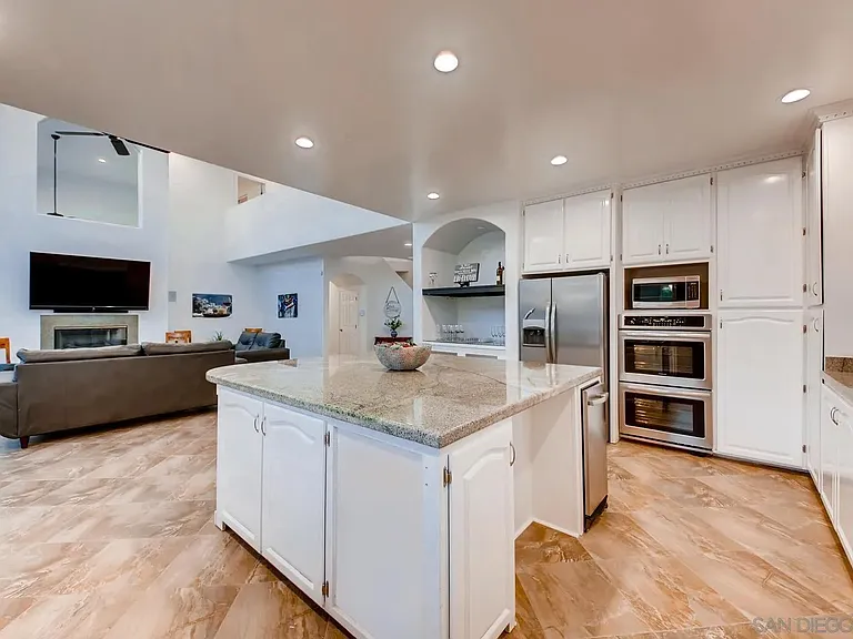 39575 Avenida Ascencion — Photo 18