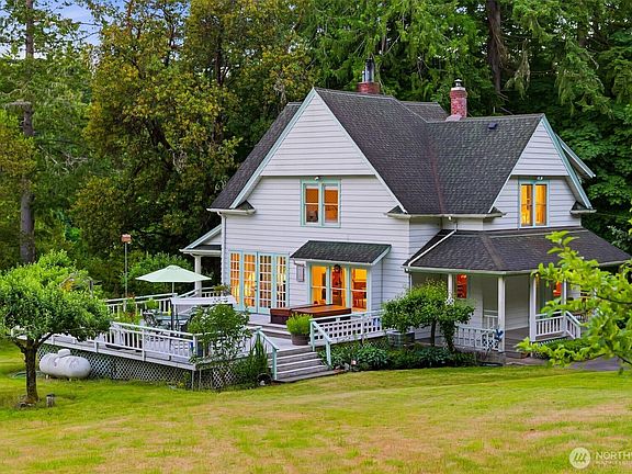 2nd image of 12835 Price Road SE