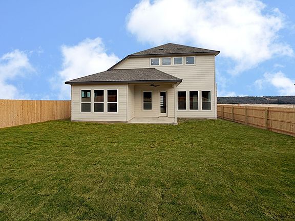 3rd image of 232 Archway Ln