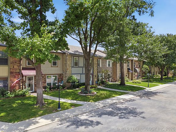3rd image of 4617 S Granite Ave #4617