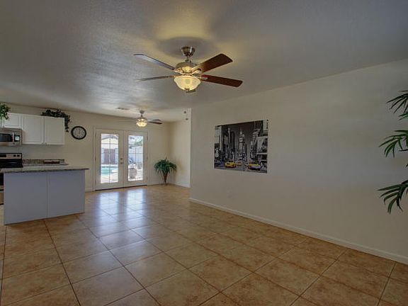 5th image of 3039 W Sunnyside Dr