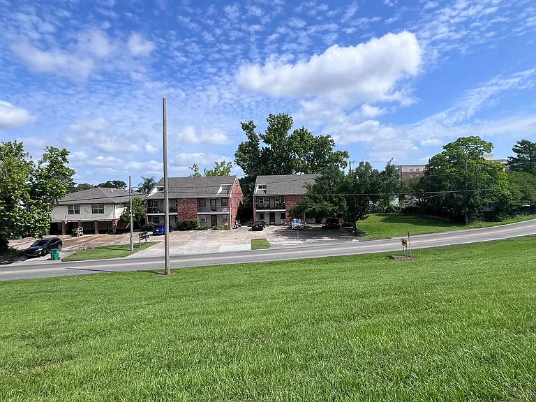 2813 River Rd #A — Photo 2