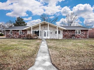 2546 Ivy Ln, Granite City, IL