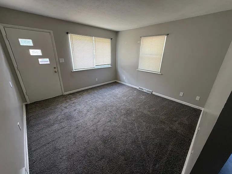 1791 Manchester Rd #1 — Photo 4