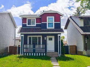 164 N Castlegreen Clos NE, Calgary, AB T3J1Y6