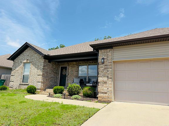 5th image of 330 Austin Creek Dr