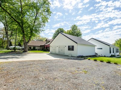 6876 Shore Dr, Coloma, MI, 49038