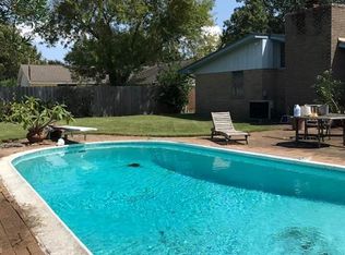 1008 23rd Ave N, Texas City, TX 77590