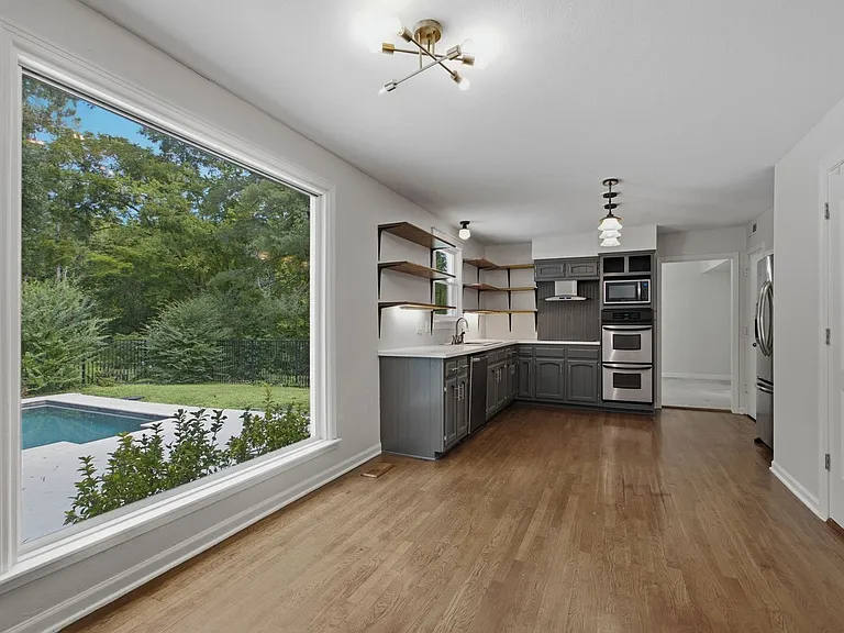 1303 General Macarthur Dr — Photo 13