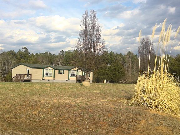 3rd image of 1537 Tomlinson Rd