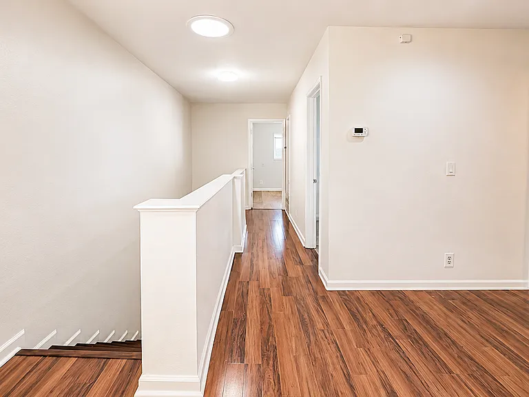 2132 Forbes Ave — Photo 37
