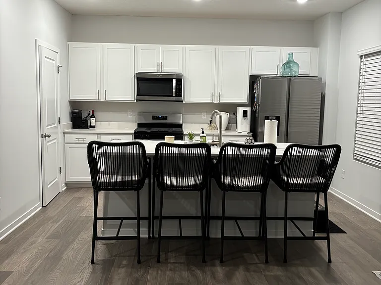 38 Sunbeam Ct — Photo 8