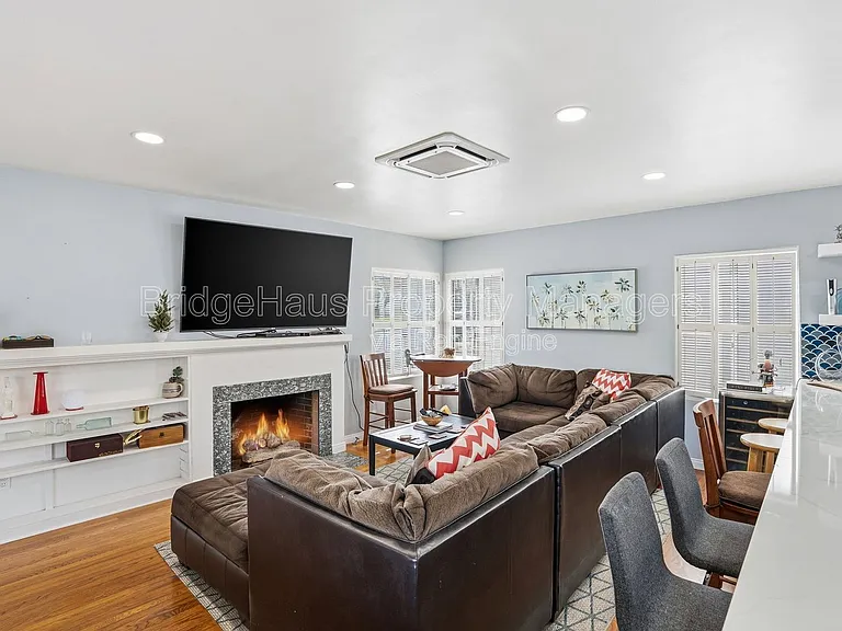 3204 Ingelow St — Photo 8