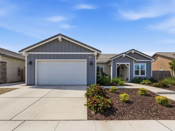 2100 Azalea St, Kingsburg, CA 93631