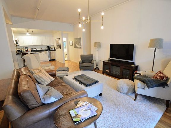 3rd image of 111 Wooster St APT 5E