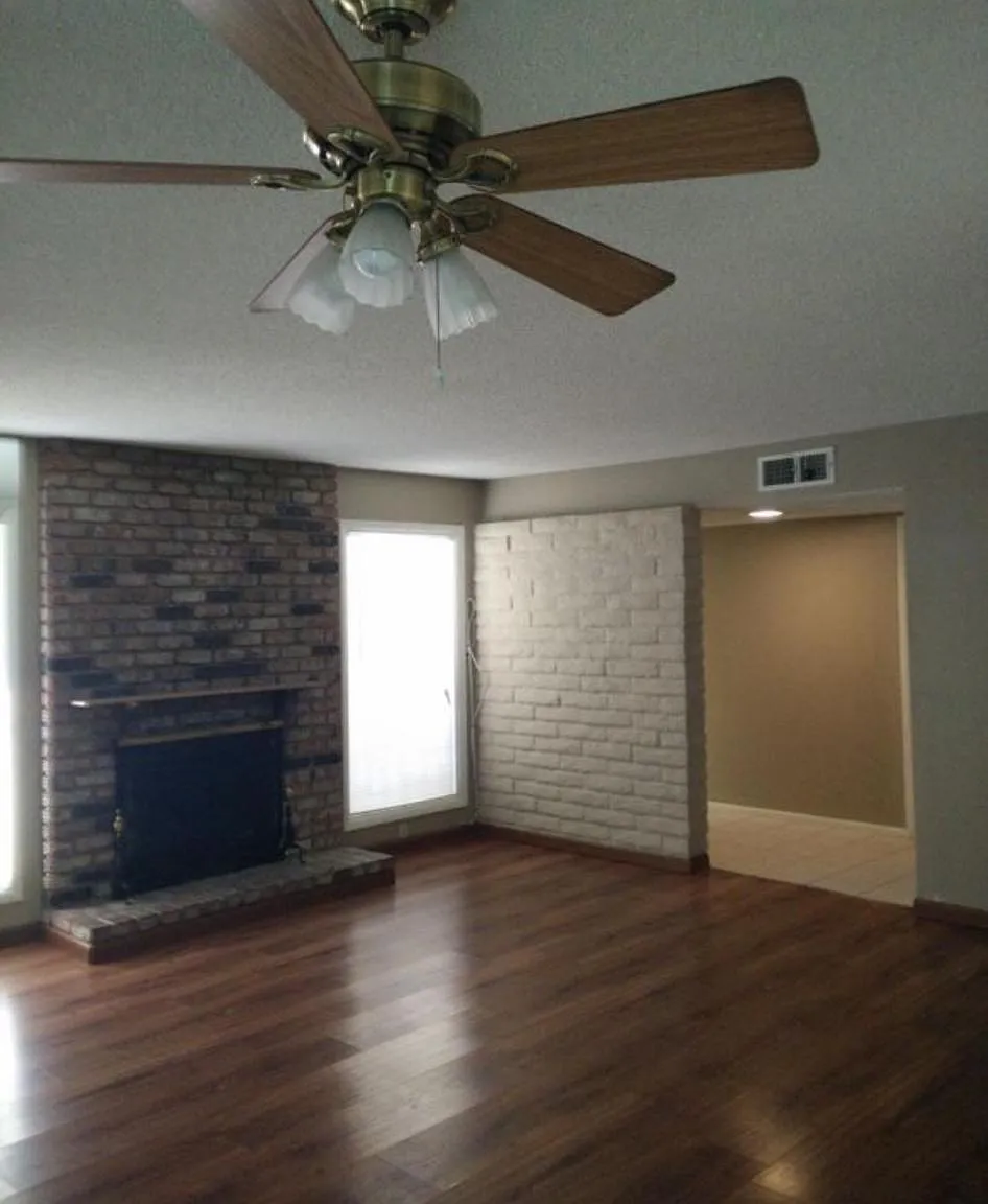 2662 Heritage Cir — Photo 3