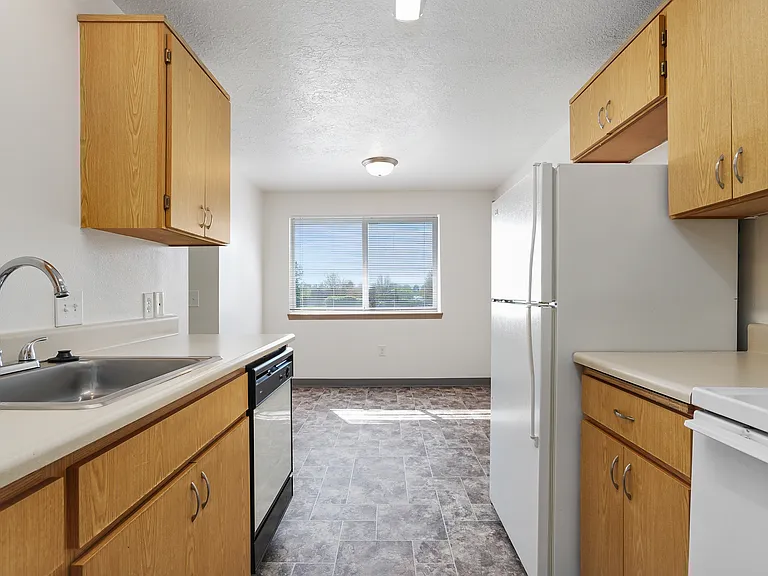 Waverly Square Apartments — Photo 15