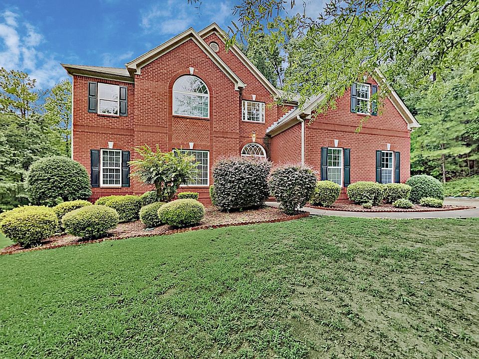 1st image of 2619 Brynlyn Ct NE