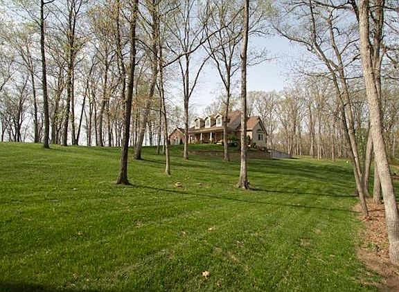 5th image of 20 Lake Forest Ct