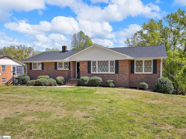 187 Stribling Cir, Spartanburg, SC 29301