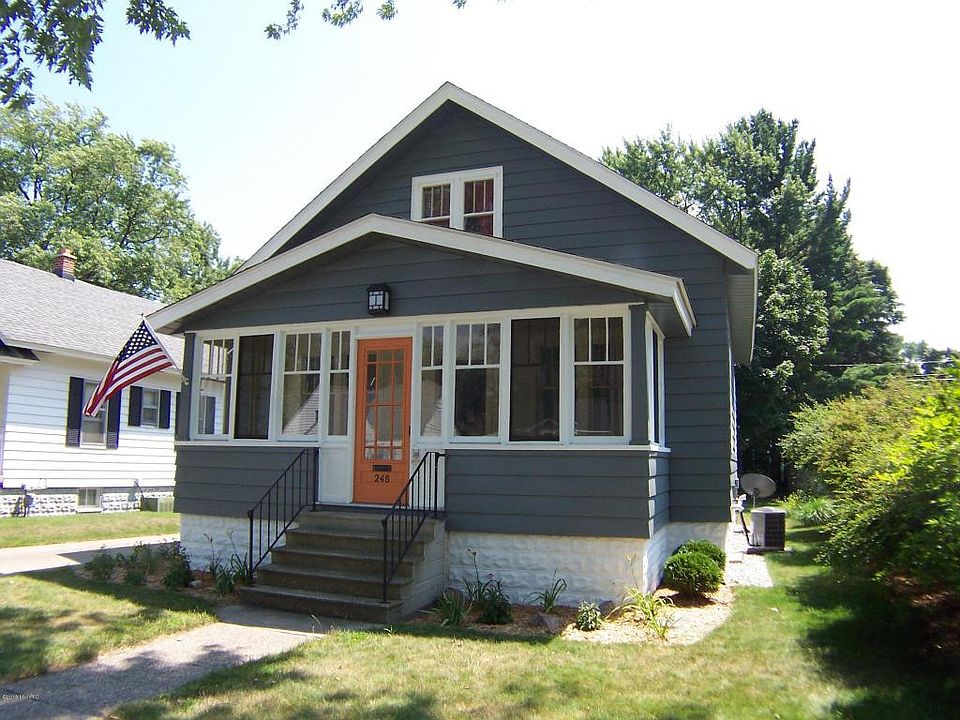 1st image of 248 W 24th St