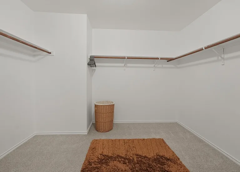 9601 Euclid Dr — Photo 46
