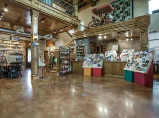 304 N Oak St, Roanoke, TX 76262
