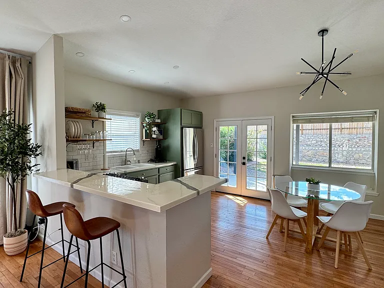 7329 Black Ridge Dr — Photo 24