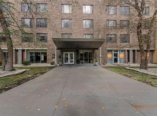 600 E 8th St APT 4F, Kansas City, MO 64106