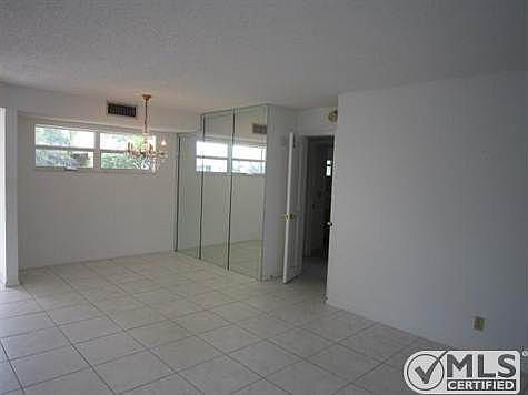 4th image of 24 Colonial Club Dr APT 205