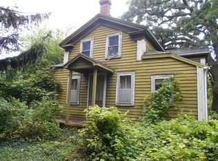 3817 Greenwood Rd, Woodstock, IL 60098